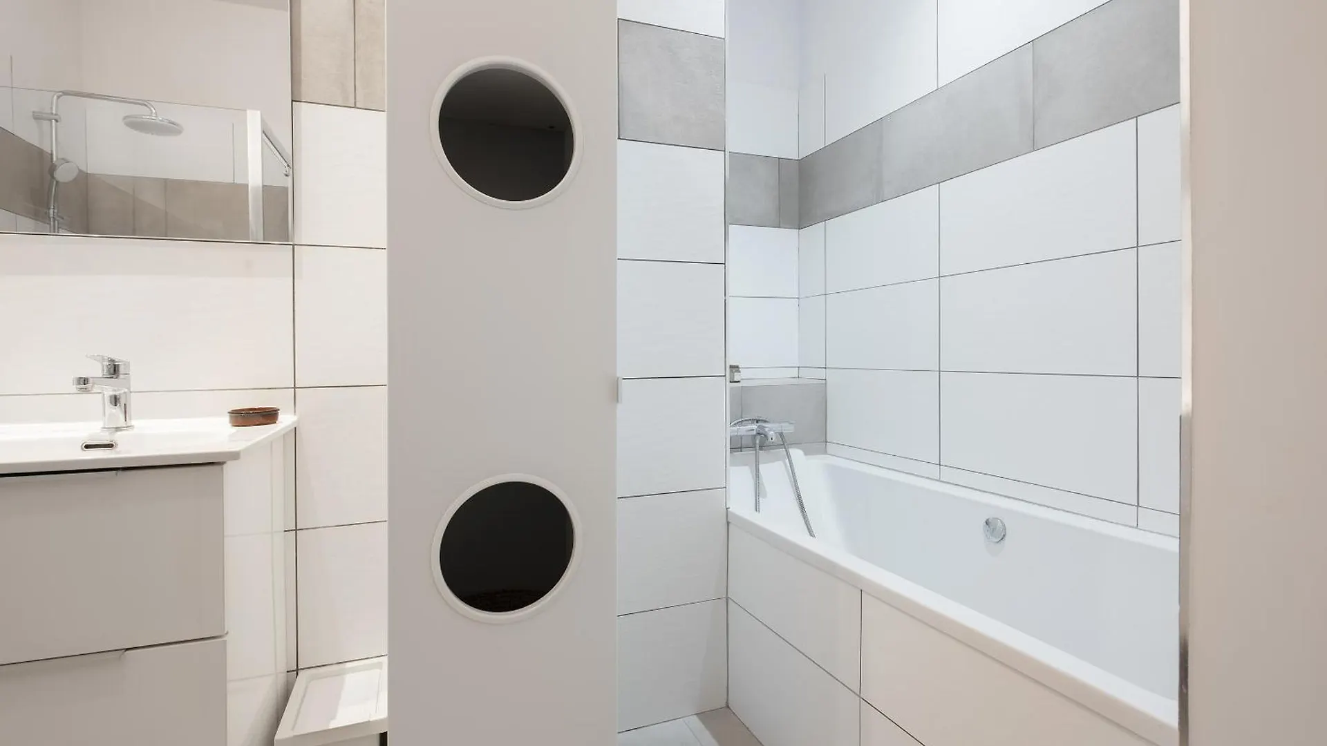 T3 Spacieux Et Moderne - Climatisation, Parking & Terrasse Pibrac
